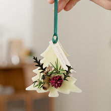 Load image into Gallery viewer, Aromatherapy Wax Melt Christmas Ornament - Holiday Scented Gift
